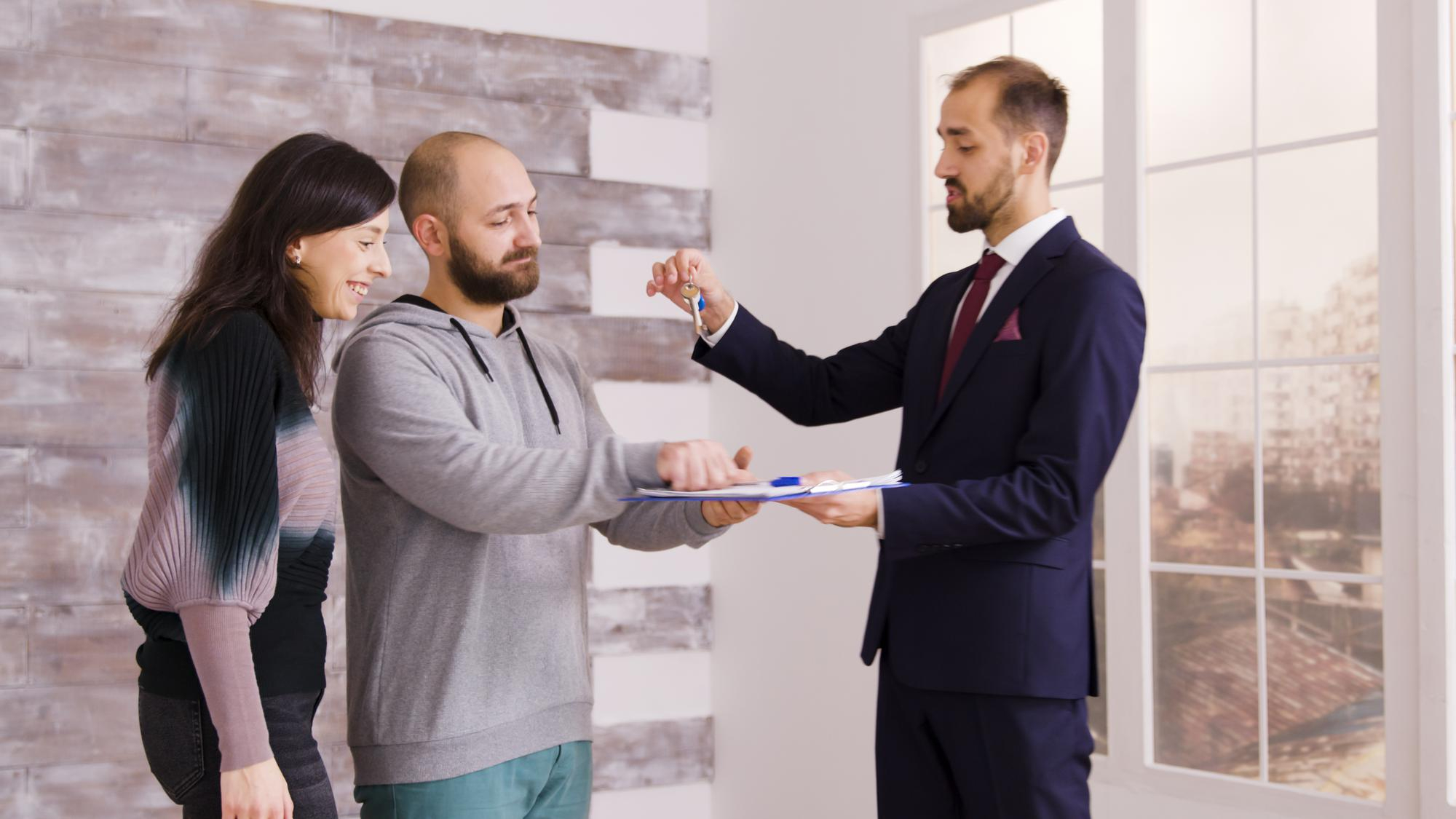 How to Build a Strong Tenant Onboarding Process: From Lease Signing to the First 30 Days of Occupancy